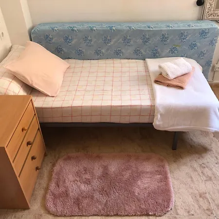 Δωμάτια σε οικογενειακή κατοικία Habitacion Privada Perfecta En Piso Compartido